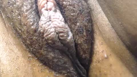 Snapshot of annybecca chatting on October 13, 4:51 pm Anny online show from October 13, 4:51 pm