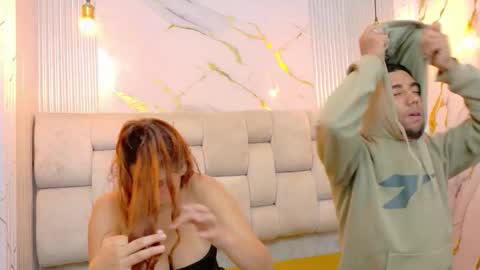 annyeli_bigtits online show from February 17, 3:03 am