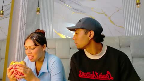 annyeli_bigtits online show from February 23, 12:09 am