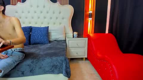 AnnyEvansz online show from March 29, 2:55 am