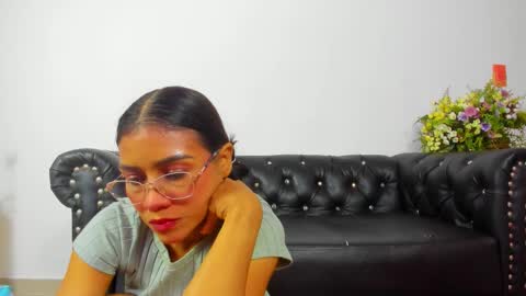 LittleSunny  My schedule 1400 - 2200 GMT -5 online show from December 14, 2:06 am