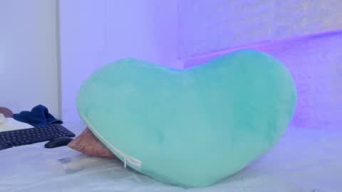 Snapshot of annyluna1 chatting on January 13, 7:21 pm Annyluna online show from January 13, 7:21 pm