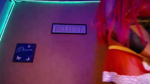 Snapshot of annysheby chatting on February 15, 6:55 am AnnySheby online show from February 15, 6:55 am