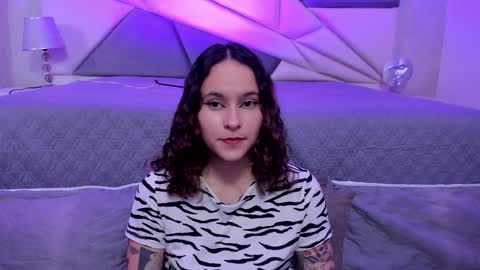 AnnyT online show from January 8, 7:45 pm