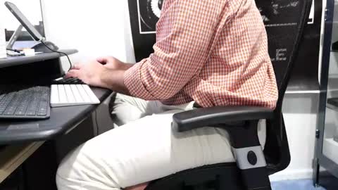 D online show from November 10, 3:22 pm