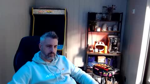 anonymousblokeuk online show from September 18, 8:38 am