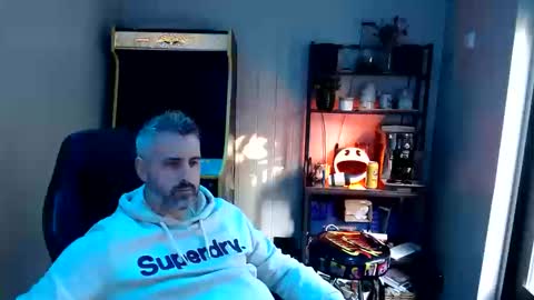 Snapshot of anonymousblokeuk chatting on September 22, 8:16 am anonymousblokeuk online show from September 22, 8:16 am