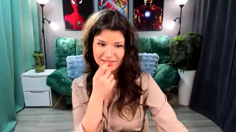 Anora online show from November 29, 1:36 pm