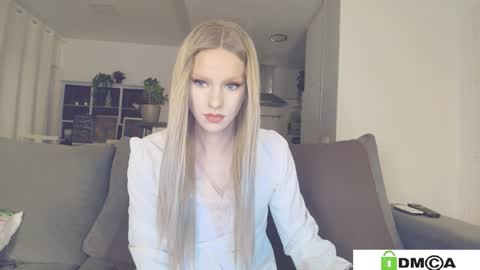 Snapshot of anorsel chatting on March 15, 10:32 am Sexy Ladybug online show from March 15, 10:32 am