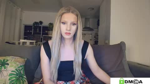 Sexy Ladybug online show from May 1, 9:58 am