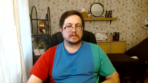 Answer4242 online show from September 28, 8:58 pm