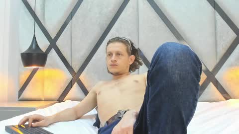 Anthonny Vegas online show from March 27, 4:40 am