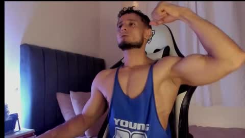 Snapshot of anthony_lewis_ chatting on September 23, 4:59 am Adonys Creeb online show from September 23, 4:59 am