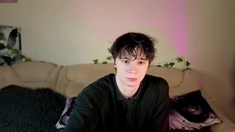 Snapshot of anthonycutie chatting on March 15, 4:57 pm Anthony online show from March 15, 4:57 pm