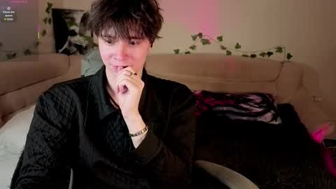 Snapshot of anthonycutie chatting on March 17, 5:16 pm Anthony online show from March 17, 5:16 pm