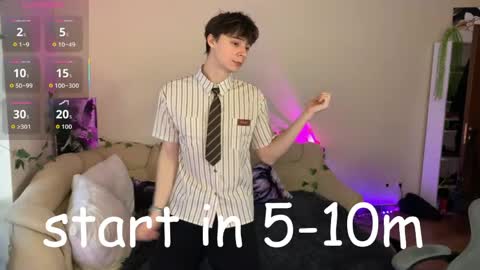 Snapshot of anthonycutie chatting on April 15, 6:26 pm Anthony online show from April 15, 6:26 pm