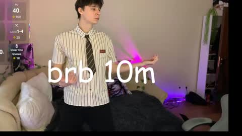 Snapshot of anthonycutie chatting on April 18, 7:58 pm Anthony online show from April 18, 7:58 pm