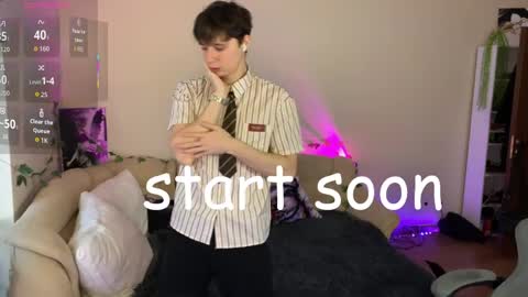 Snapshot of anthonycutie chatting on May 8, 12:43 pm Anthony online show from May 8, 12:43 pm