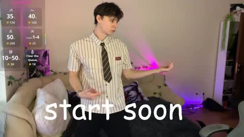 Snapshot of anthonycutie chatting on May 10, 3:39 pm Anthony online show from May 10, 3:39 pm
