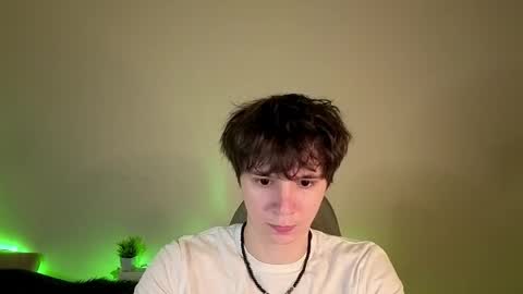 Snapshot of anthonycutie chatting on May 14, 6:58 pm Anthony online show from May 14, 6:58 pm
