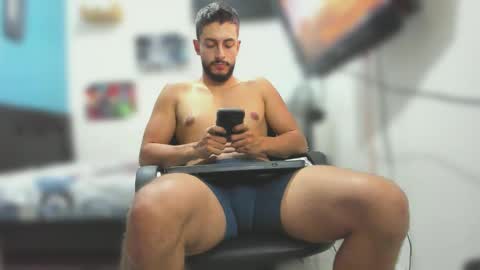 Snapshot of anthonydaddi chatting on January 17, 1:57 am Anthony J. Blake online show from January 17, 1:57 am