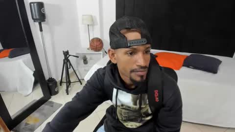       online show from October 5, 11:57 pm