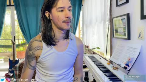 Snapshot of antinoo_gnothi chatting on December 15, 2:48 pm Antinoo Gnothi online show from December 15, 2:48 pm