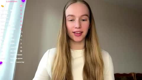 Viktoria online show from May 20, 3:07 pm