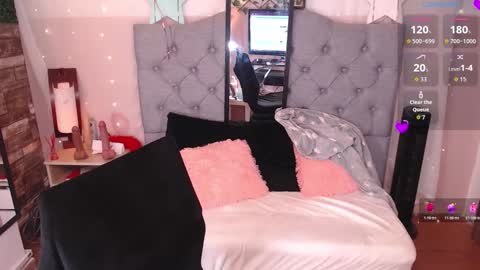 antolyh_c online show from December 1, 12:32 pm