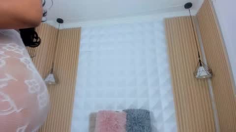 Antonella online show from October 1, 12:16 am