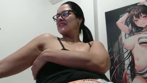 Snapshot of antonella_024 chatting on February 19, 10:31 pm Antonella online show from February 19, 10:31 pm