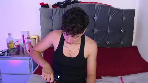 anto ford02 online show from May 21, 3:13 am