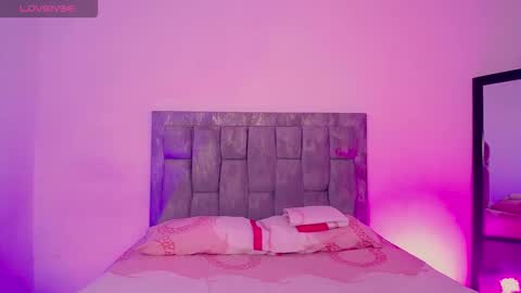 Antonella online show from February 11, 12:15 am