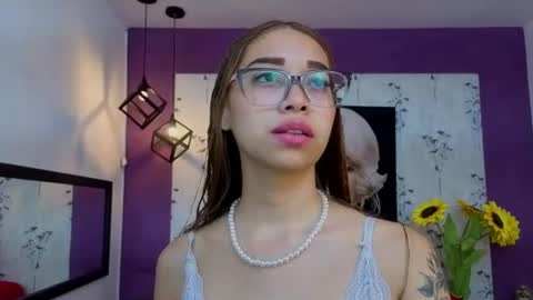 Antonella online show from July 2, 12:00 pm