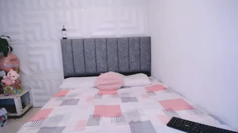 antonella online show from February 6, 9:06 pm