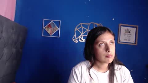 Snapshot of antonella_morrison chatting on June 5, 3:18 pm Antonella online show from June 5, 3:18 pm
