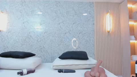 Snapshot of antonella_west chatting on September 24, 8:45 pm Anto online show from September 24, 8:45 pm