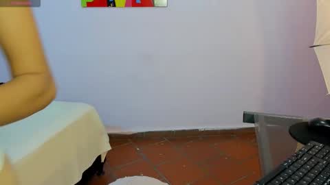 antonellacherry online show from February 10, 8:02 pm