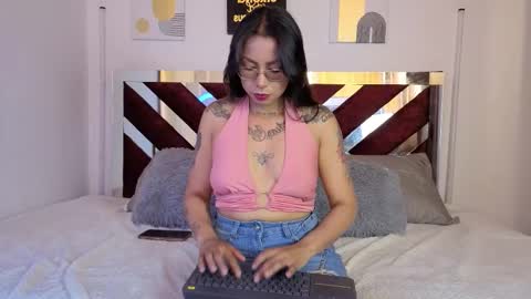 Snapshot of antonellaconelly chatting on September 8, 8:19 pm antonellaconelly online show from September 8, 8:19 pm