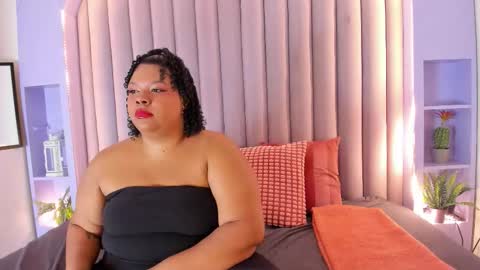 Snapshot of antonellagreyy__ chatting on October 21, 11:44 am ANTONELLA online show from October 21, 11:44 am