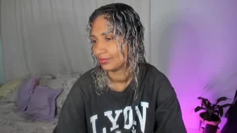 Sarah online show from October 27, 12:09 pm