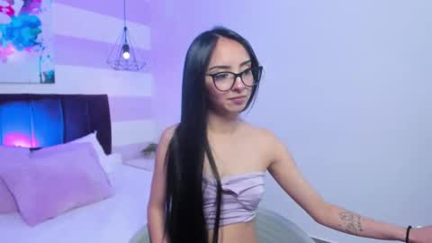 antonellariva_ online show from September 22, 9:17 pm