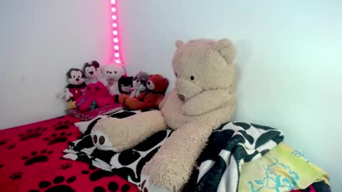 Snapshot of antonhyjared0 chatting on March 17, 2:49 am Antonhy Jared online show from March 17, 2:49 am