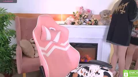 Snapshot of antonia_ferrero chatting on October 13, 6:46 am antonia_ferrero online show from October 13, 6:46 am