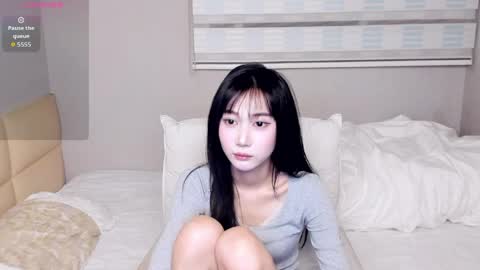 Snapshot of antoniaina chatting on March 28, 6:40 pm Aina online show from March 28, 6:40 pm