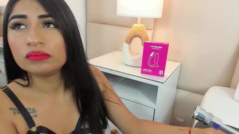 Snapshot of antoniaross chatting on February 16, 12:34 pm Antonia online show from February 16, 12:34 pm