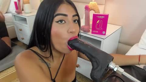 Snapshot of antoniaross chatting on March 13, 2:34 pm Antonia online show from March 13, 2:34 pm