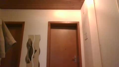 Snapshot of antonio100000000 chatting on October 25, 11:32 pm Insta antonio1234820 online show from October 25, 11:32 pm