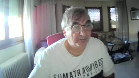 Antonio online show from December 6, 11:00 am