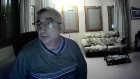 Antonio online show from January 6, 1:20 am